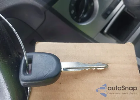 2011 Mazda Mazda3 I Sport z USA, uszkodzony, nr VIN JM1BL1UGXB1416597